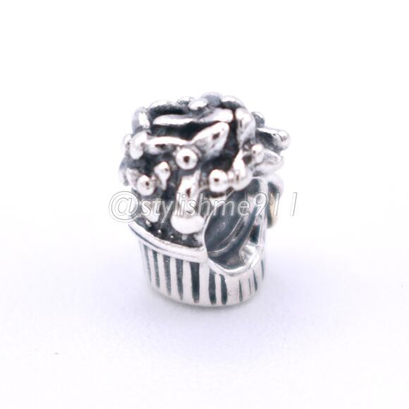 Authentic PANDORA Bouquet of Flowers Charm - 790441 - Picture 8 of 13